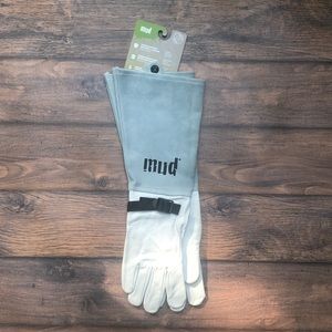 Mud Gaunlet Garden Gloves